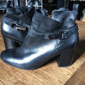 Paul Green Bootie Leather Black size 6